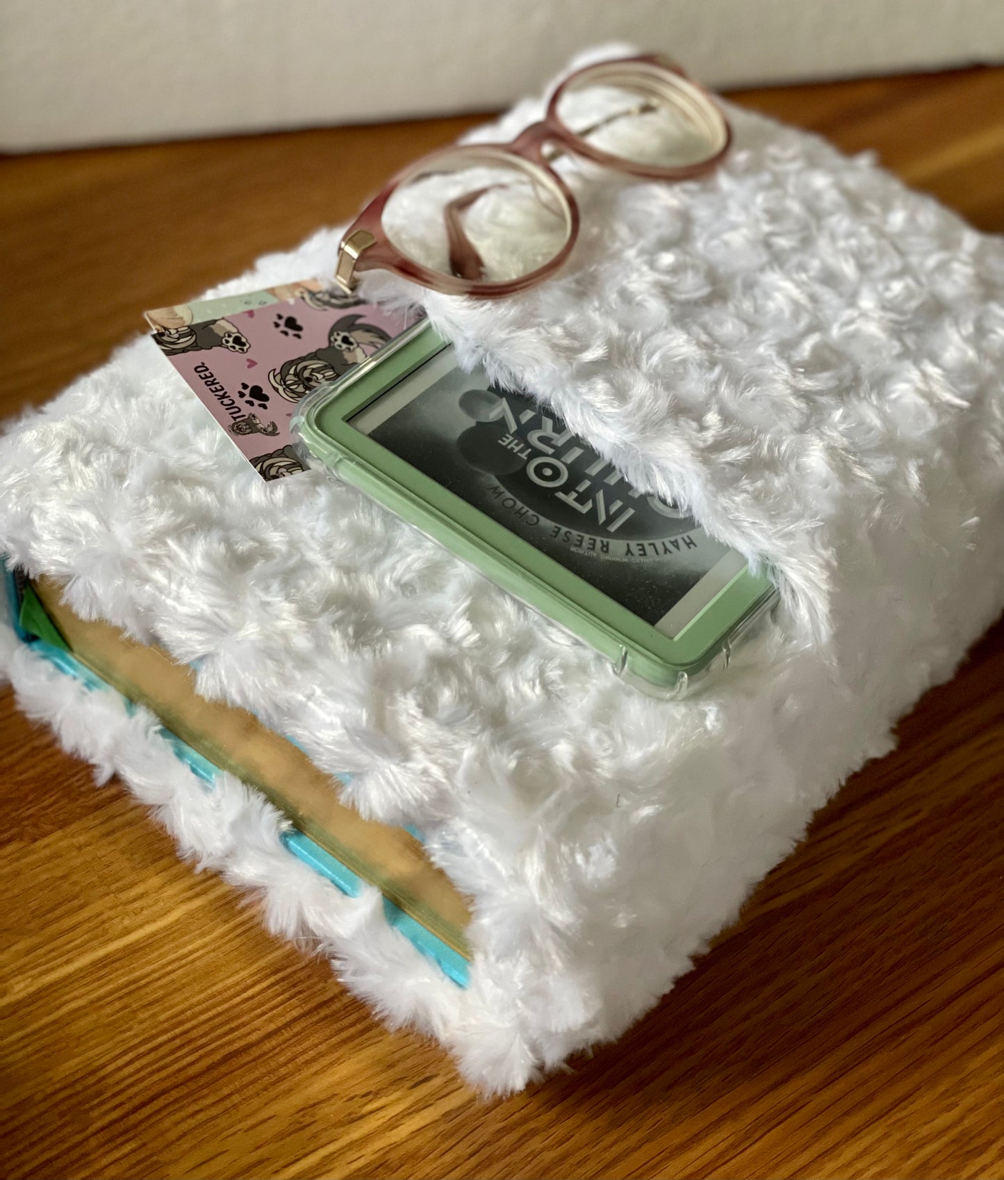 "White Fluffy Cloud" Book Sleeve