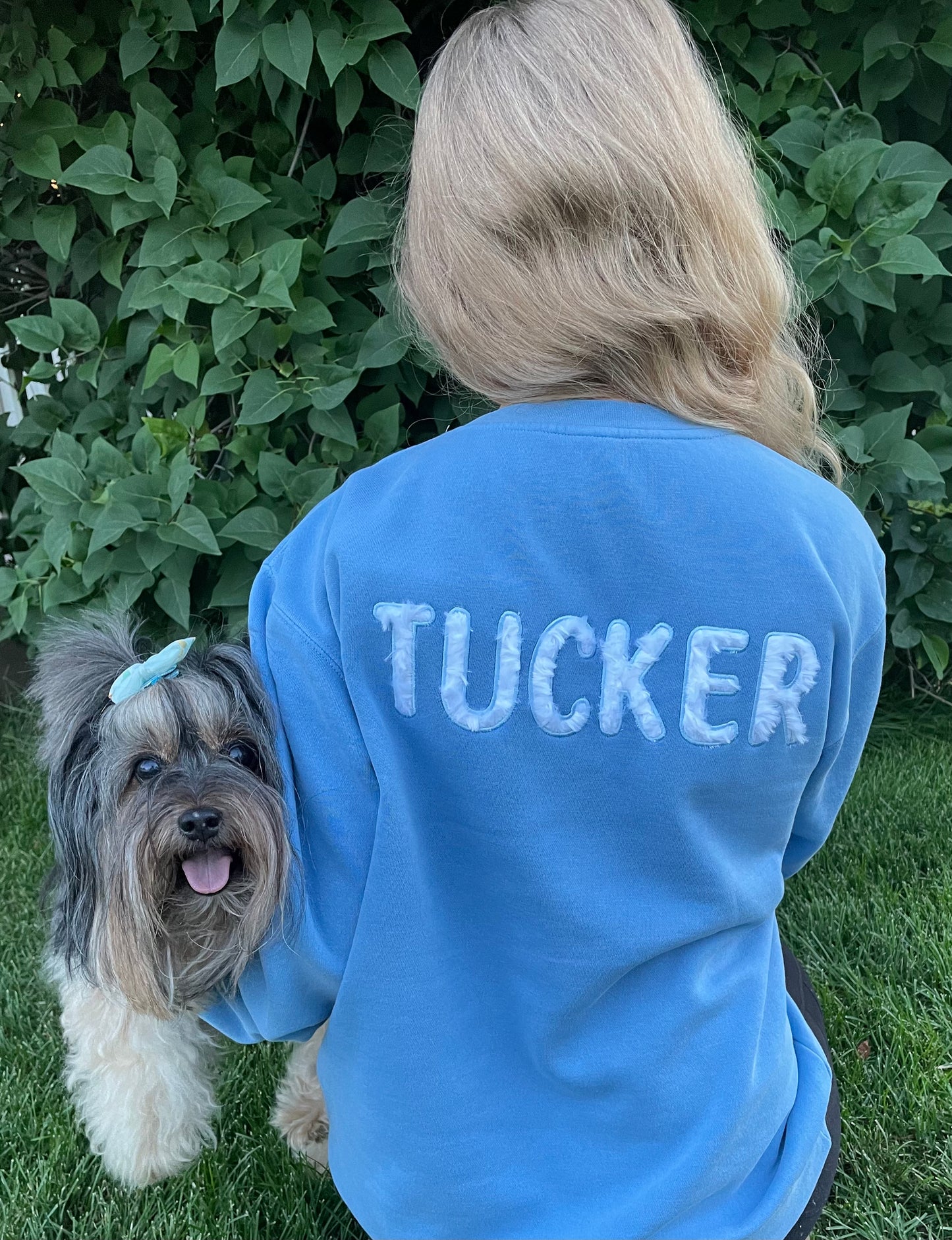 Add your pet's name on the back of your sweatshirt!